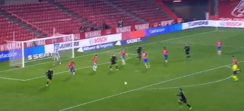 切尔西1-1曼城，曼联1-1，利物浦2-2遭绝平，英超最新积分榜出炉