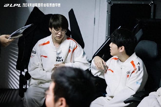 的属性在现 的属性在现