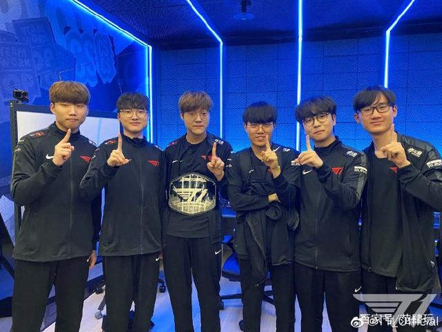 铺平了道路 铺平了道路